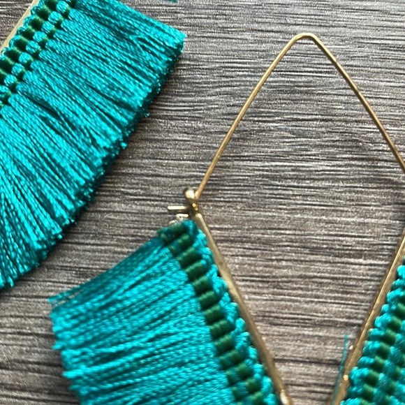 Boho Turquoise Gold Tassel Fringe Filigree Drop Wire Earrings - Picture 3 of 6